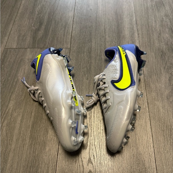 Nike Legend Tiempo 9 Elite FG Grey Fog Men’s Size 5 Womens 6.5 Soccer CZ8482-075